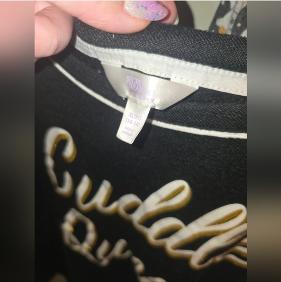 🍂Secret treasures 16/18 xl pajama set - Picture 3 of 4